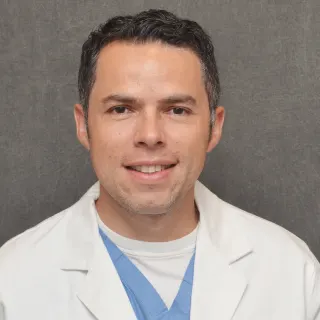 Dr. Alvaro Macias 